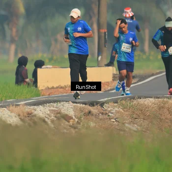 Runner Photo 5937778