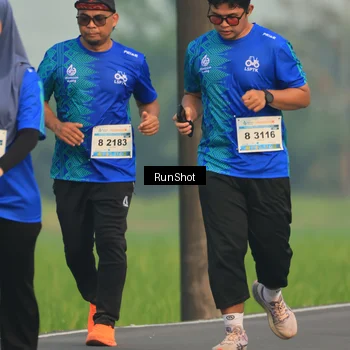 Runner Photo 5937828