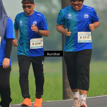 Runner Photo 5937837