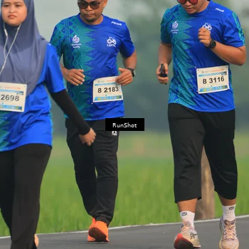 Runner Photo 5937846