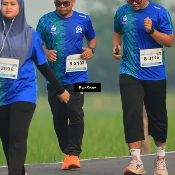Runner Photo 5937848