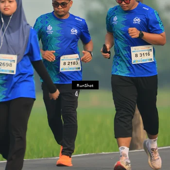 Runner Photo 5937849