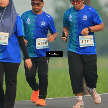 Runner Photo 5937852