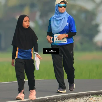 Runner Photo 5937854