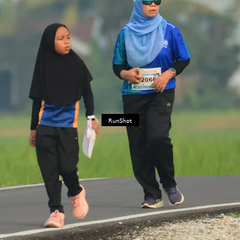 Runner Photo 5937858