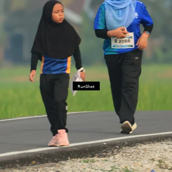 Runner Photo 5937861