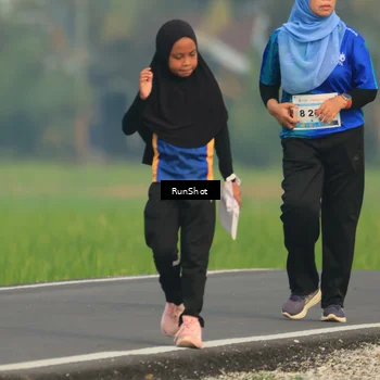 Runner Photo 5937871