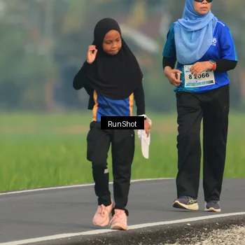 Runner Photo 5937872
