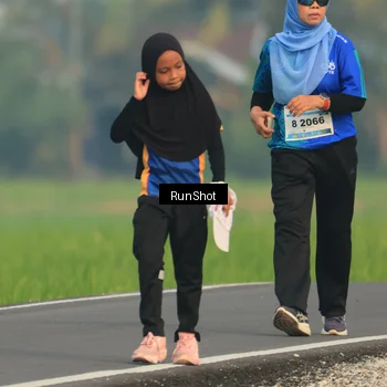 Runner Photo 5937875