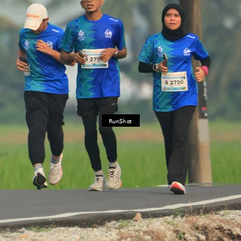 Runner Photo 5937887