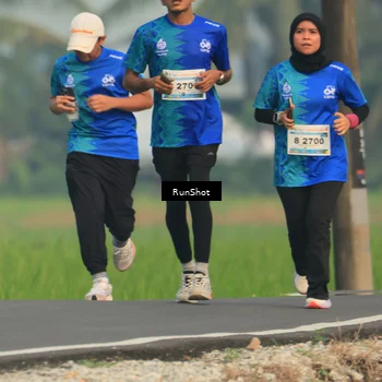 Runner Photo 5937890