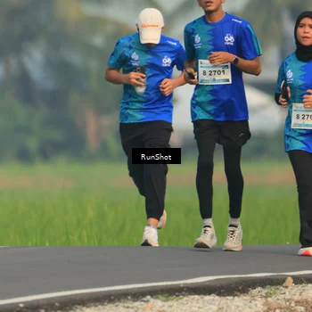 Runner Photo 5937899