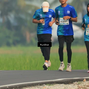 Runner Photo 5937901