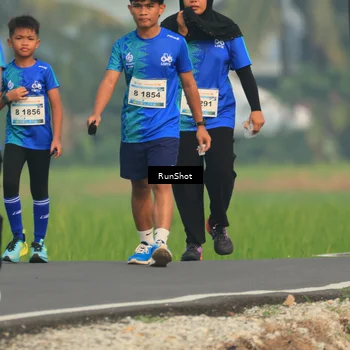 Runner Photo 5937945