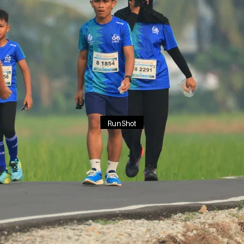 Runner Photo 5937960