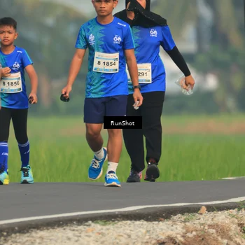Runner Photo 5937967