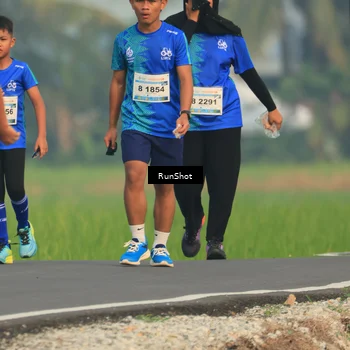 Runner Photo 5937970