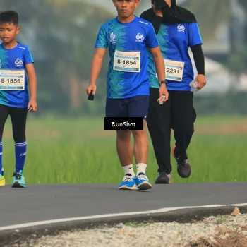Runner Photo 5937973