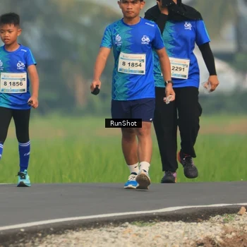 Runner Photo 5937975