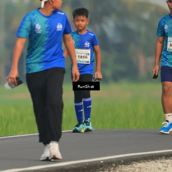 Runner Photo 5937993