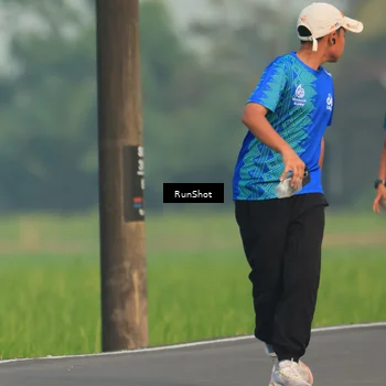 Runner Photo 5938016