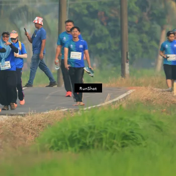 Runner Photo 5938103
