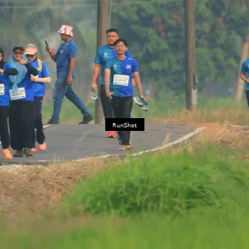 Runner Photo 5938104