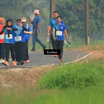 Runner Photo 5938107