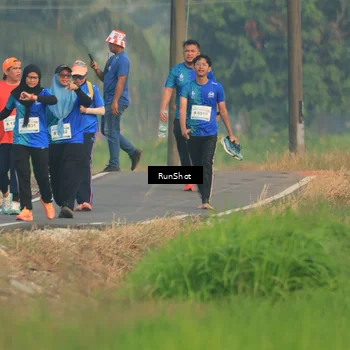Runner Photo 5938110