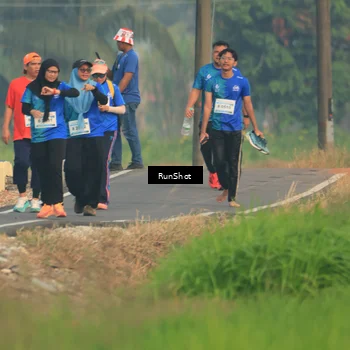 Runner Photo 5938111