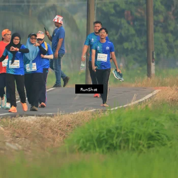 Runner Photo 5938113