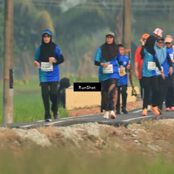 Runner Photo 5938124