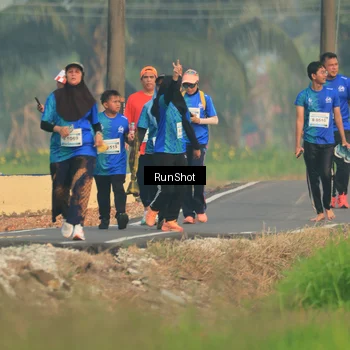 Runner Photo 5938142