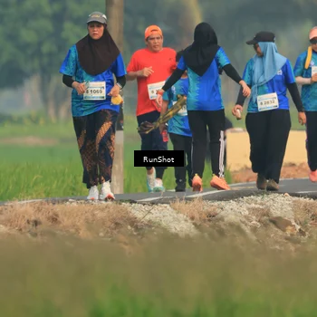 Runner Photo 5938214