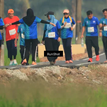 Runner Photo 5938229