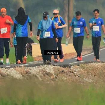Runner Photo 5938243