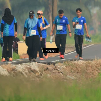 Runner Photo 5938246