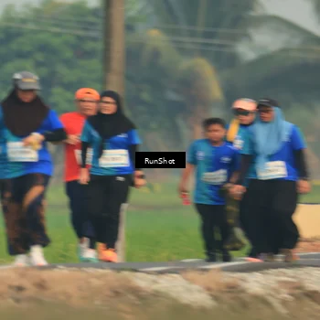 Runner Photo 5938271