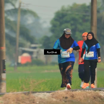 Runner Photo 5938275