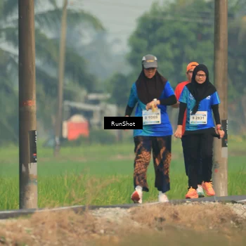 Runner Photo 5938280