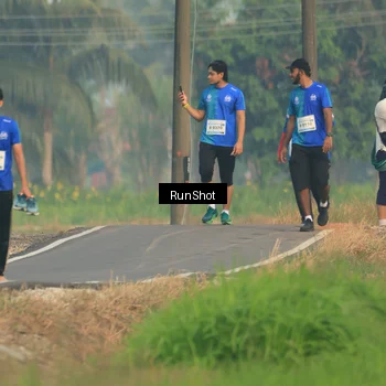 Runner Photo 5938302