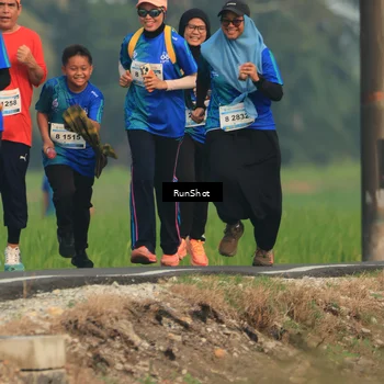 Runner Photo 5938332