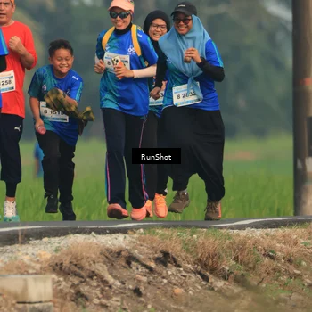 Runner Photo 5938334