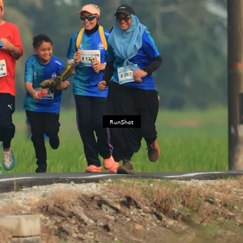 Runner Photo 5938339