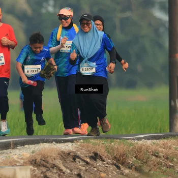 Runner Photo 5938344