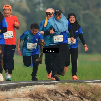 Runner Photo 5938347