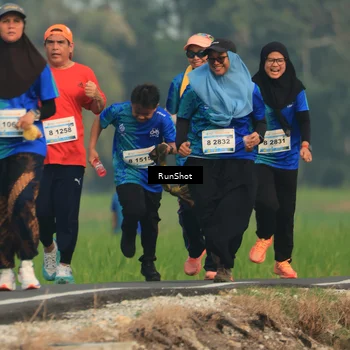 Runner Photo 5938348