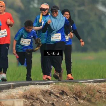 Runner Photo 5938359