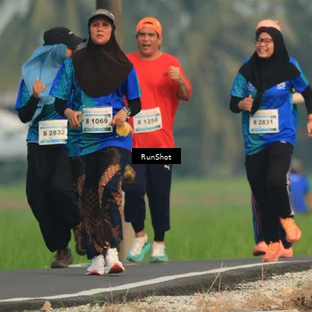 Runner Photo 5938388