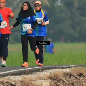 Runner Photo 5938391